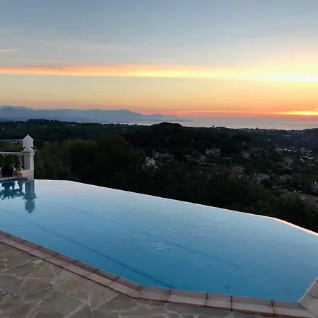 Antibes 180 Seawieu Villa